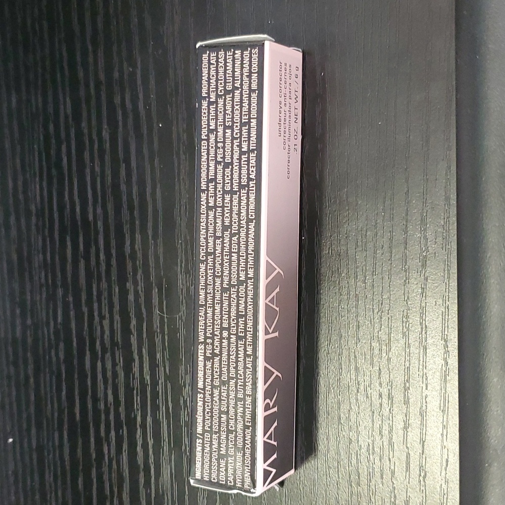Mary Kay Undeeye Corrector - Picture 3 of 4